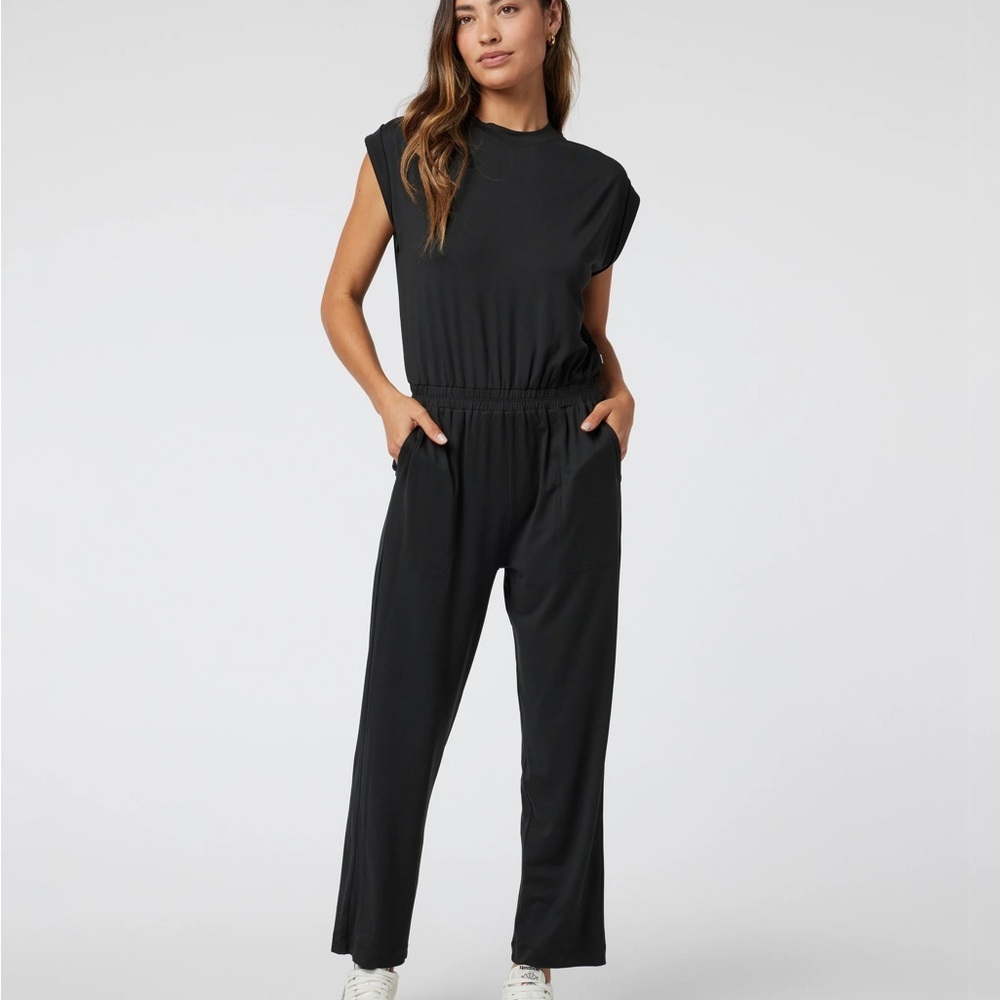 NWT Vuori Short Sleeve Lux Crew Jumpsuit LAST SIZE XL